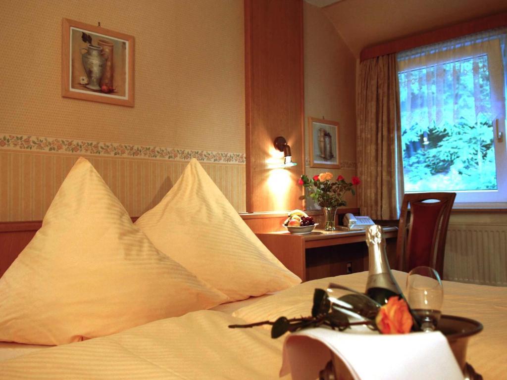 Hotel Weinschanke Rohdental Hessisch Oldendorf Chambre photo