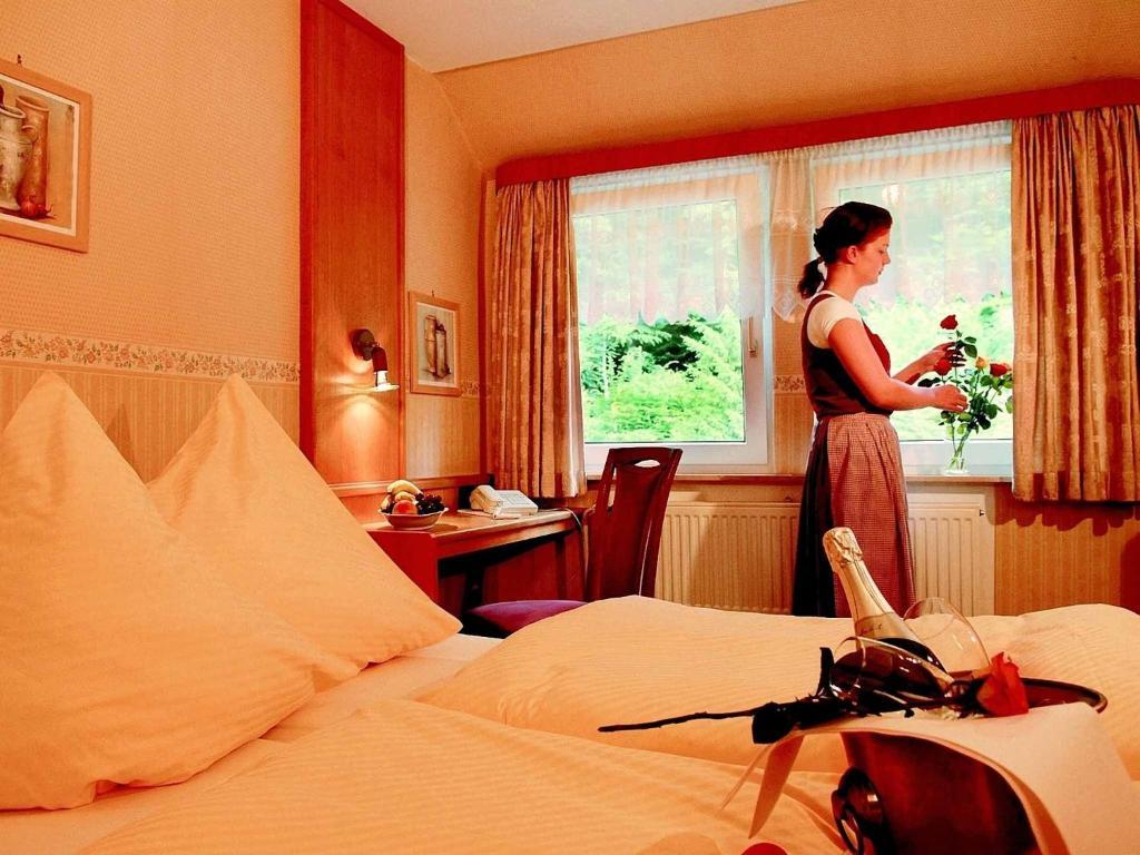 Hotel Weinschanke Rohdental Hessisch Oldendorf Chambre photo